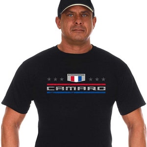 JH Design Group Men&#39;s Chevy Camaro Distressed Stars & Bars Crew Neck T-Shirt