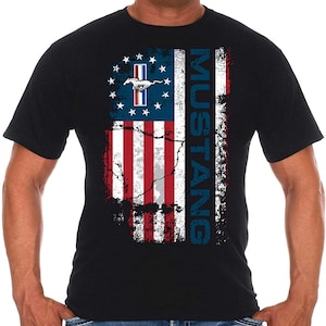 Men&#39;s Ford Mustang Distressed U.S.A. Old Glory Flag T-Shirt
