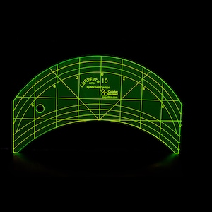 CURVE IT Echo® 10 - 1/4&quot; Acrylic Ruler Template for Longarm and Domestic Machine Quilting with Rulers