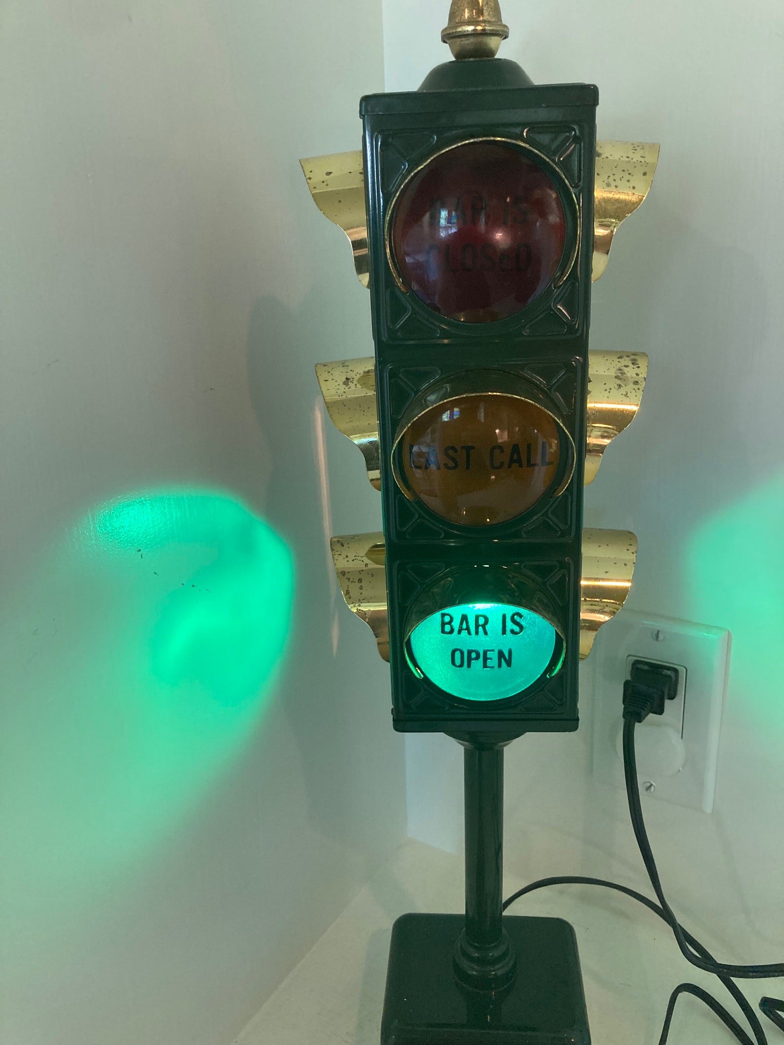 Vintage B & B Traffic Light Bar Light Bar Light Stoplight Bar Closed