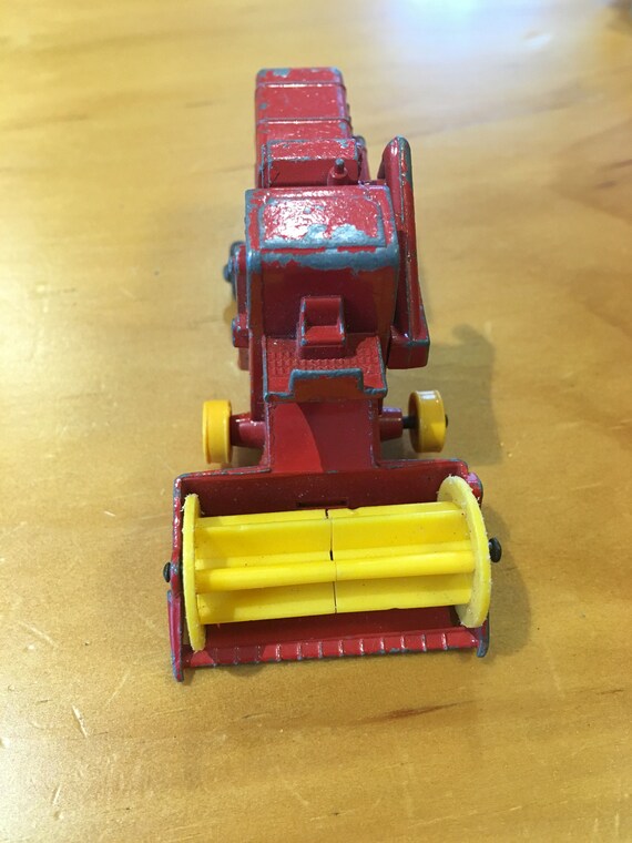 INTERNATIONAL HARVESTER Advertising Matchbox Holder NOS
