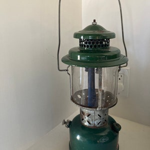 Vintage 1961 Coleman 220E lantern