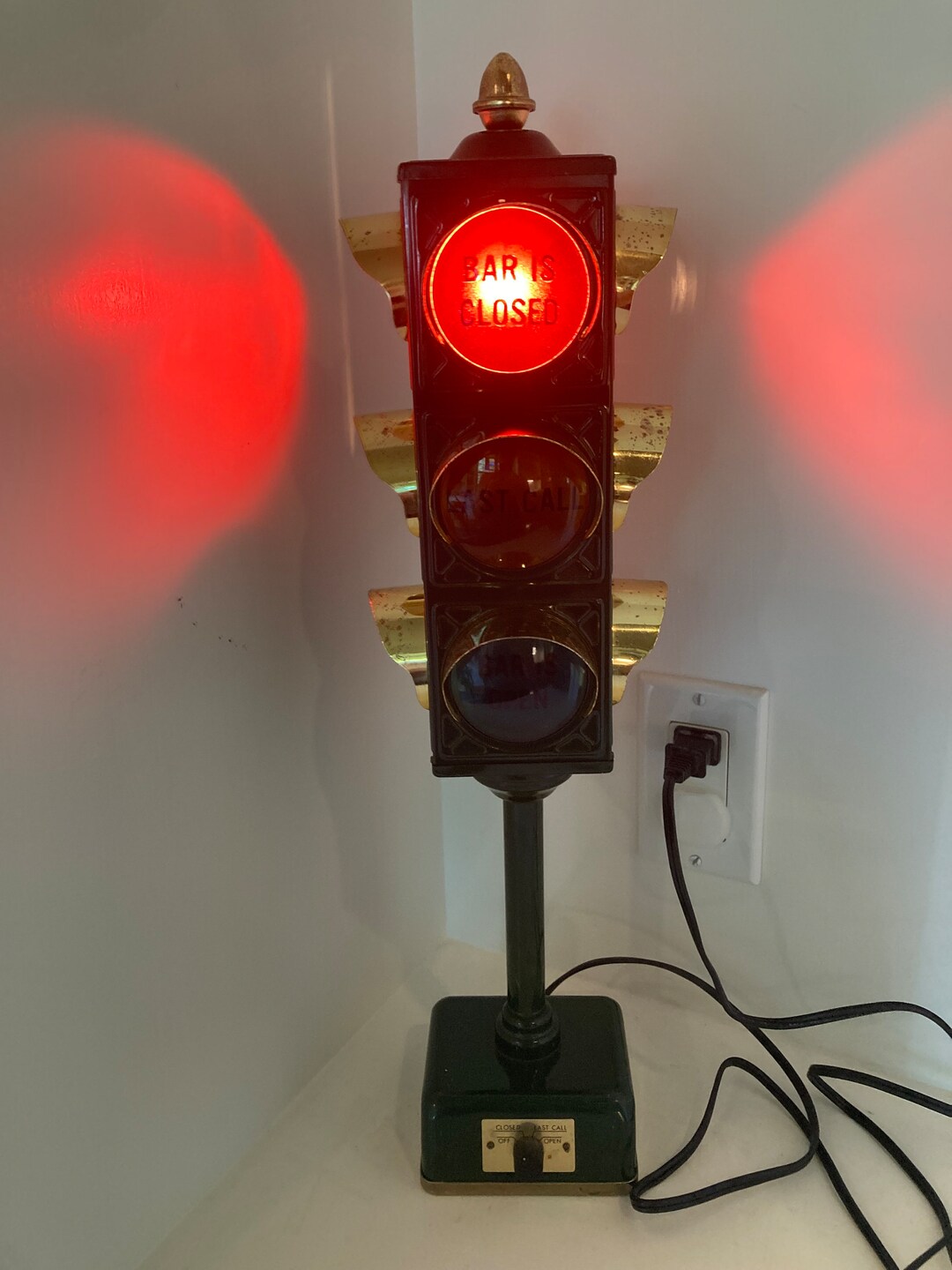 Vintage B & B Traffic Light Bar Light Bar Light Stoplight Bar Closed