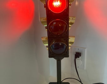 Vintage B & B Traffic Light Bar light| Bar light Stoplight| bar closed| last call|