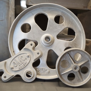 Duże aluminiowe koła jezdne, koła do wózków fabrycznych, koła do stolików kawowych, koła antyczne, metalowe koła do mebli, koła jezdne do wózków kopalnianych