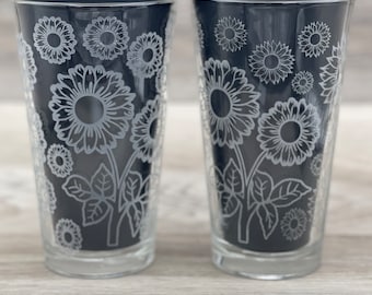Sunflower Engraved 16oz Pint glass(4)