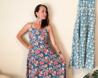 Handblockdruck Baumwollkleid: Blaues Floral Maxi Maxikleid mit Tasche