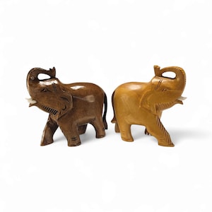 Handgesneden houten olifantsbeeldje: rustiek huisdecor, verzamelcadeau, handgemaakt dierenstandbeeld