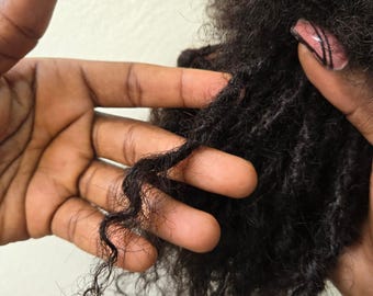 10 strands of 0.4-0.5cm Anwi Curly 4a/4b Human Hair Loc Extensions