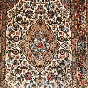 Size: 2x3 ft. Handmade kashmir silk carpet image 4