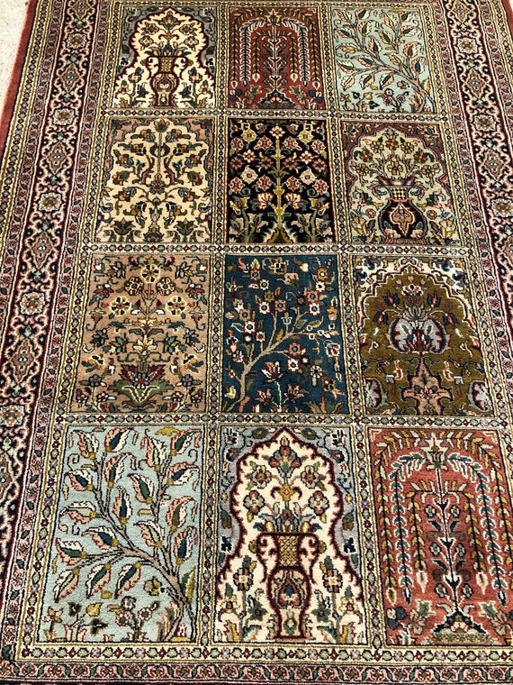 Size:2x3 Feet. Handmade Silk Carpet 