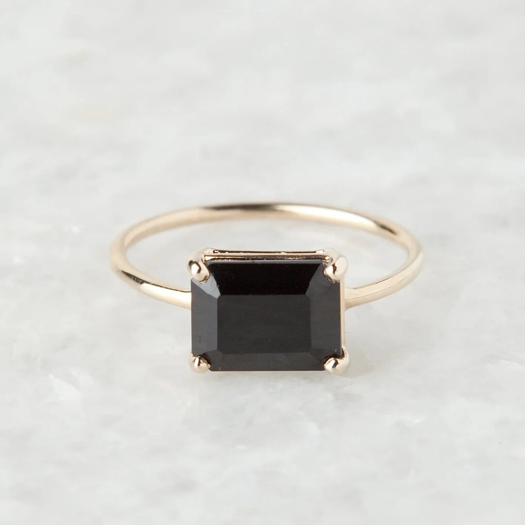 Black Spinel & Black Diamond Petite Circle Ring