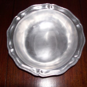 Wilton Armetale Queen Anne 9” Round Vintage Serving Bowl