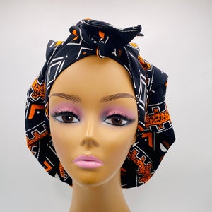 Handgefertigte Ankara SATIN LINED Verstellbare Krawattenmütze, die vielseitig als Scrub Cap African Fabric Print African Headwrap verwendet werden kann