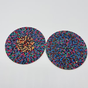 2 posavasos con pintura de diamante terminada