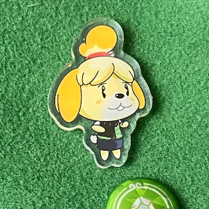 Isabelle smush acrylic pin