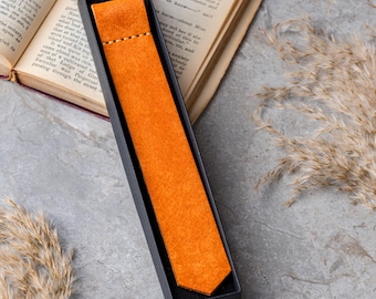 Custom Leather Bookmark – Gift for Book Lovers