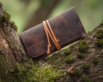 Handmade leather tobacco pouch, rolling tobacco case, leather tobacco case, pull up leather