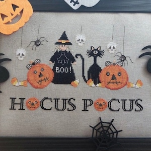 Serentià di campagna - Halloween Group Photo - Foto di gruppo Halloween - Cross Stitch