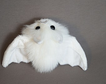 人気作家　コボリサヤカ　作家　ぬいぐるみ　 アルビノコウモリ　限定品 il_340x270.2640946252_e635.jpg