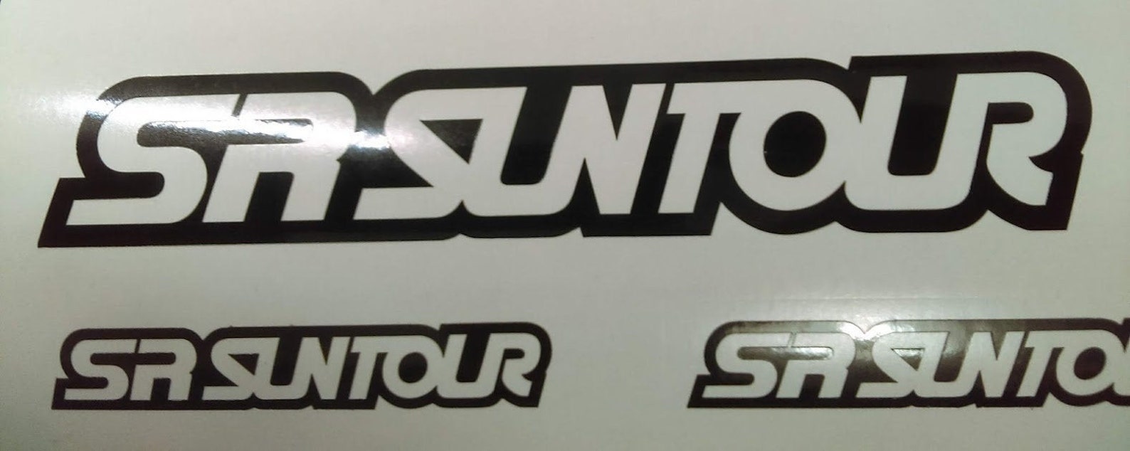 Planche De Stickers / Décalcomanies SR Suntour Pour Cadre Vélo - Vinyle Multi-couleurs