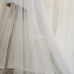 1 Layer Cut edge Wedding Veil Scattered Crystal Veil Cathedral Veil with a Metal Comb on the top image 3
