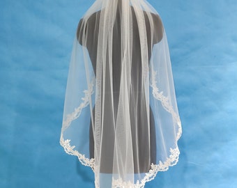 Fingertip Wedding Veil 1 Layer Lace Bridal Veil White ,Off-White, Ivory Veil Metal Comb