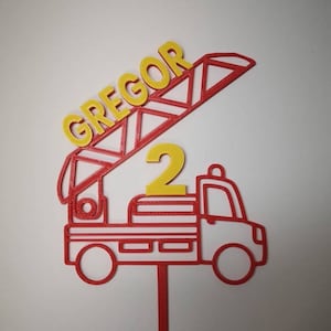 Cake topper fire engine personalized with name and number in desired colors