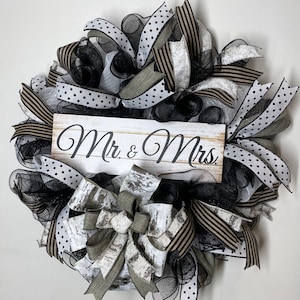 Mr & Mrs wreath , Wedding wreath , House warming wreath