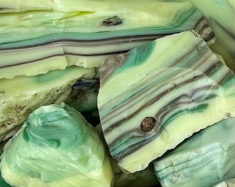 Sasquatch, sml./med. size uranium slag glass cullet chunk mix, Houze Convex Glass Co.