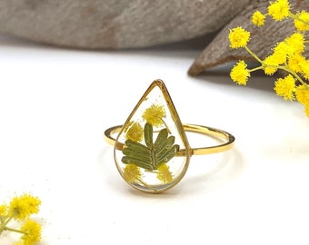 Wattle Teardrop Resin Ring, Australian Native flora preserved in botanical jewellery