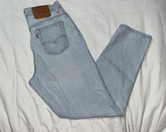 Vintage Levi’s 551 Light Wash High Waisted Mom Jeans