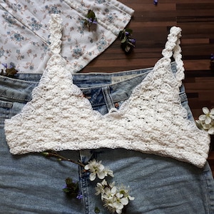 Iris crochet bralette / crochet pattern lacy bra / cute girly bra / crochet bikini / bikini top for women / crocheted bra pattern pdf