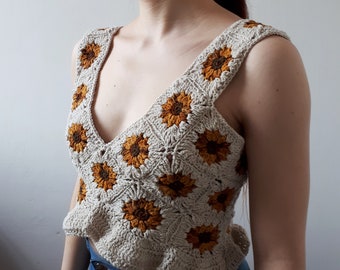 Sunflower top CROCHET PATTERN / crocheted crop top / granny squares / flower top women / summer top and dress / pdf file