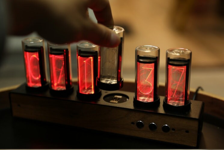 Horloge Industrielle Nixie