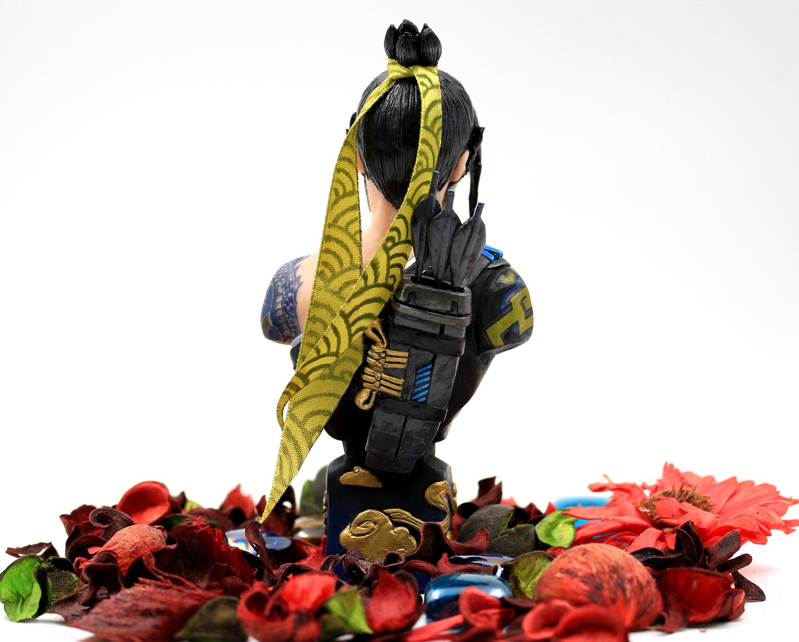 hanzo statue
