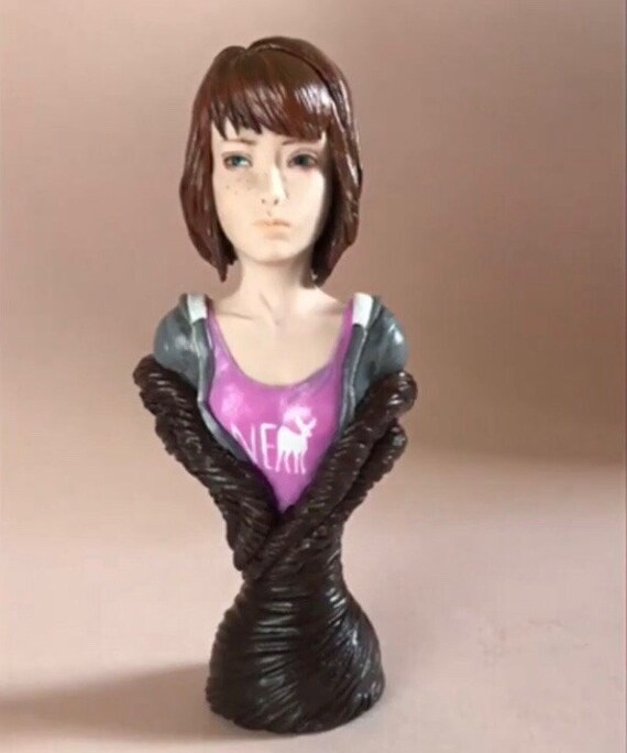 Max Caulfield Life Is Strange Figurine Etsy