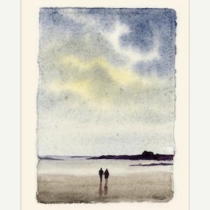 Dipinto originale ad acquerello su carta fatta a mano, coppia sulla spiaggia di Trearddur Bay, opera d'arte romantica montata su cornice da 12 x 10 pollici
