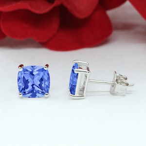 Pendientes de tanzanita con circonita cúbica de talla cojín, plata de ley (3 mm-8 mm)