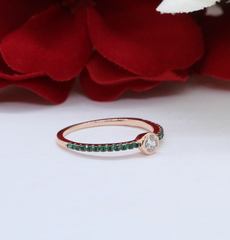 Fashion Ring Petite Dainty Rose Gold Solid 925 Sterling Silver Bezel Round 0.24 Carat Simulated Diamond Emerald Green CZ