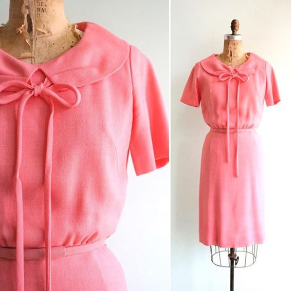 1960's salmon pink sheath dress