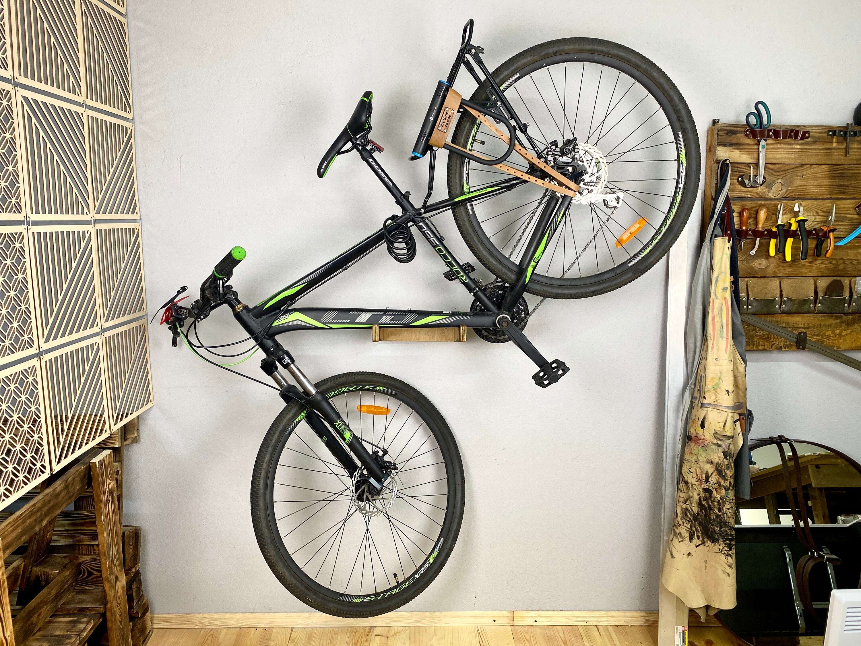 FahrradAufhänger HolzFahrradRack Wand montiert Haken Etsy
