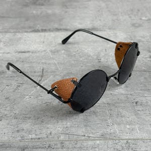 UNIVERSAL side shields for eyeglasses, Removable side shields for sunglasses, Leather side shields for protect your eyes,