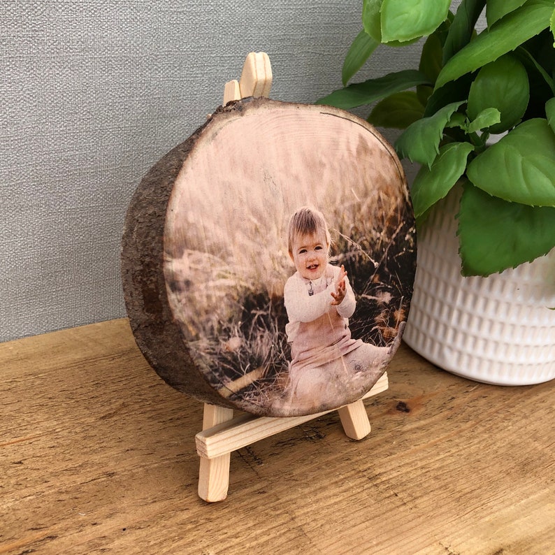 Family Portrait Wood Slice Photo Gift, Personalised Rustic Plaque - Unique Handmade Gift - Valentine’s Day 