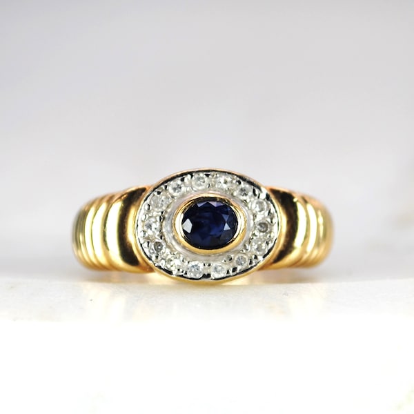 Vintage 9ct gold diamond and sapphire ring