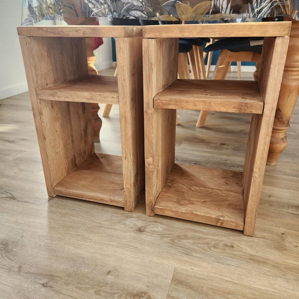 Mesita de noche de madera – Mesita de noche con almacenaje – Hecha a mano