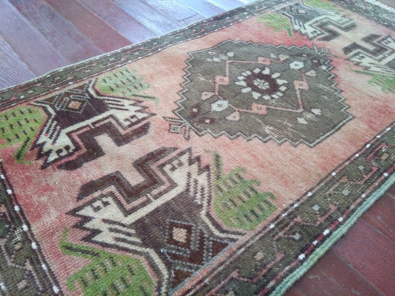 SMALL Vintage Rugs Turkish Rugs ABOUT 1/'5 x 3 ft