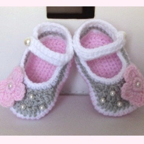 Zapatos bebé niña, zapatos recién nacido, regalo bebé, patucos bebé hechos a mano