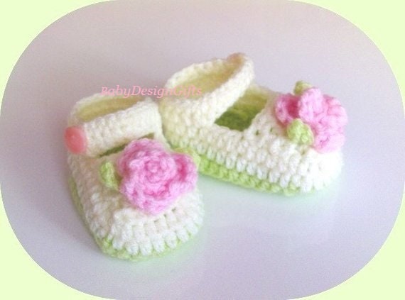 Baby Shoes Girl, Newborn Gift, Baby Shower, Crib Shoes, Newborn Girl  Booties, Baby Booties Crochet, Christening Baby Shoes, Baby Gift Girl