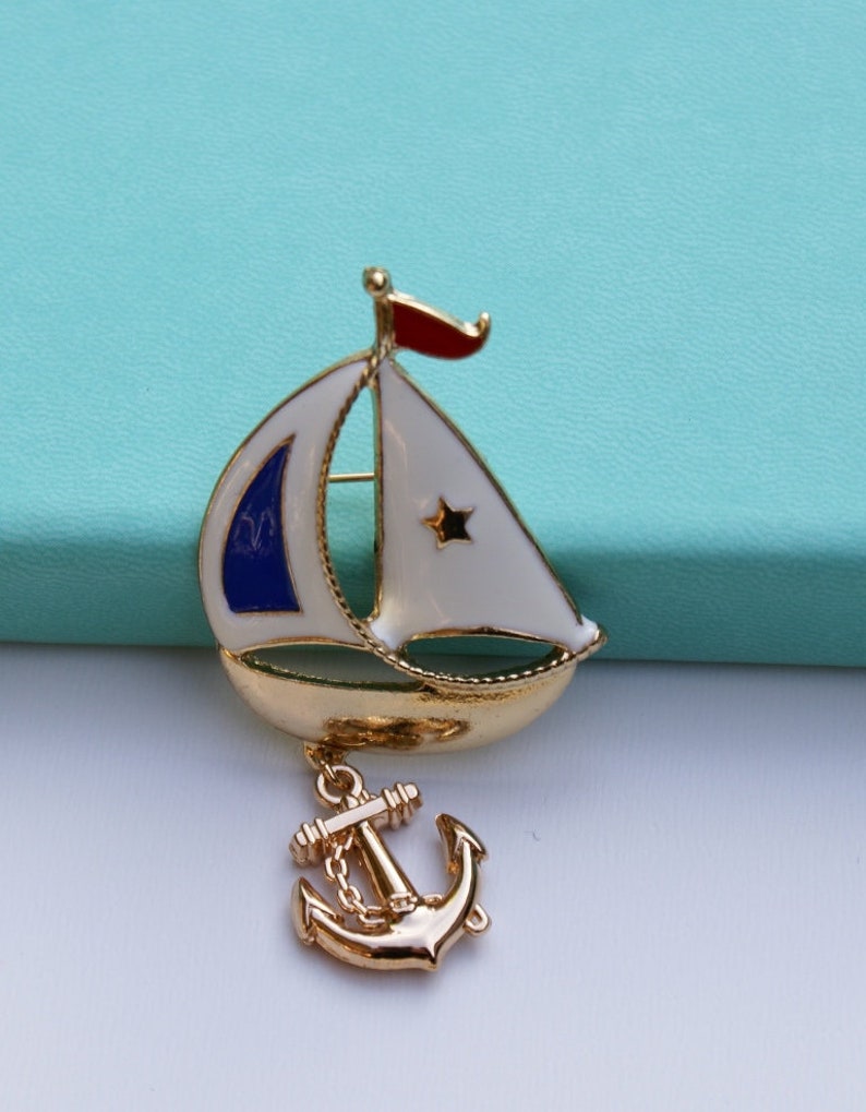 Enamel Brooch,Kawaii brooch,Lovely gift Vintage Sailboat Brooch Red gold brooch Beautiful Enamel Sailboat brooch Boat brooch